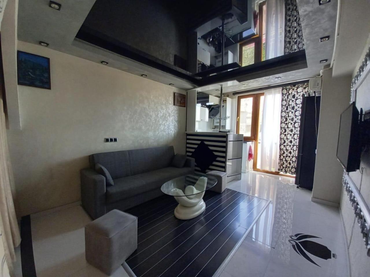 Gevorg'S Appartment Erivan Exterior foto